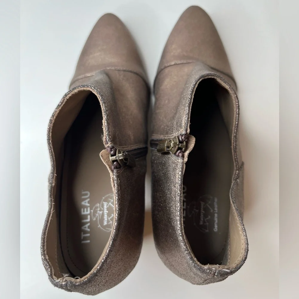 Italeau Marisa Booties EU 39 US 8.5 Gold Leather Waterproof Block Heel Metallic - Picture 4 of 16